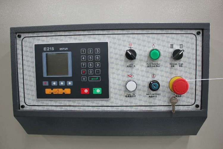 12mm 3200mm Hydraulic Guillotine Shearing Machine Cnc Steel Sheet Cutting Machine 12 মিমি 3200 মিমি হাইড্রোলিক গিলোটিন শিয়ারিং মেশিন সিএনসি স্টিল শীট কাটার মেশিন