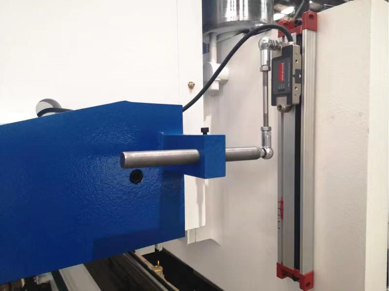 160t-4000 4-axis Cnc Hydraulic Bending Machine Press Brake 160t-4000 4-অক্ষ Cnc হাইড্রোলিক বেন্ডিং মেশিন প্রেস ব্রেক