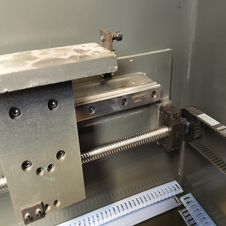 300t/4000 Hydraulic Press Brake Machine 300t/4000 হাইড্রোলিক প্রেস ব্রেক মেশিন