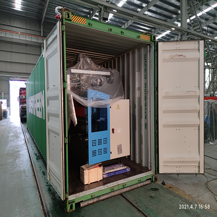 300t/4000 হাইড্রোলিক প্রেস ব্রেক মেশিন