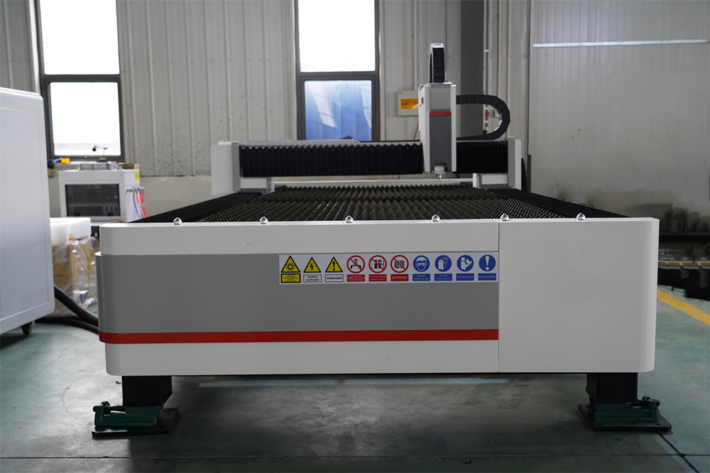 3015 4kw 1kw 2kw 3kw Stainless Steel Cnc Fiber Laser Cutting Machine 3015 4kw 1kw 2kw 3kw স্টেইনলেস স্টীল Cnc ফাইবার লেজার কাটিং মেশিন