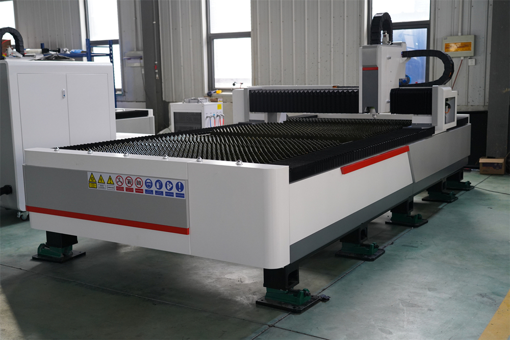 3015 4kw 1kw 2kw 3kw Stainless Steel Cnc Fiber Laser Cutting Machine 3015 4kw 1kw 2kw 3kw স্টেইনলেস স্টীল Cnc ফাইবার লেজার কাটিং মেশিন