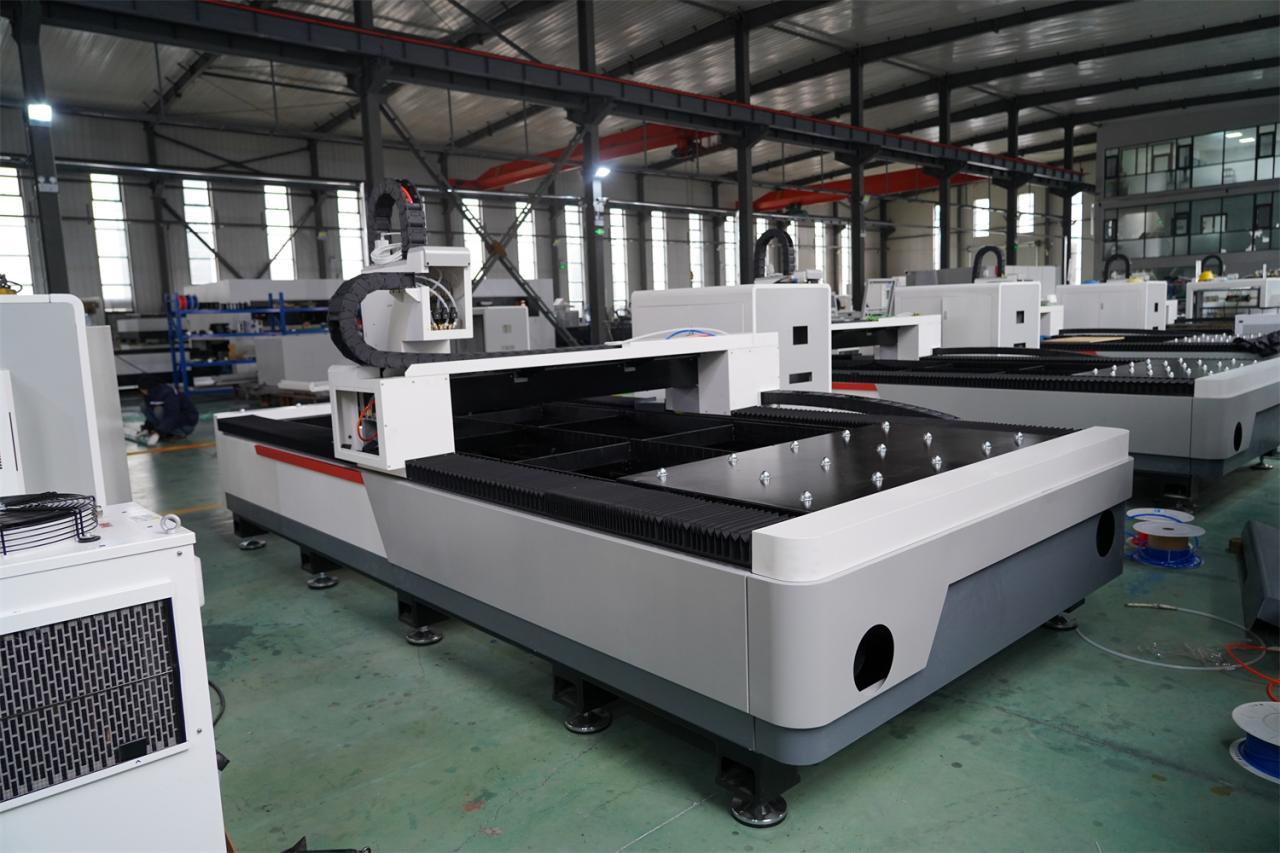 3015 4kw 1kw 2kw 3kw Stainless Steel Cnc Fiber Laser Cutting Machine 3015 4kw 1kw 2kw 3kw স্টেইনলেস স্টীল Cnc ফাইবার লেজার কাটিং মেশিন