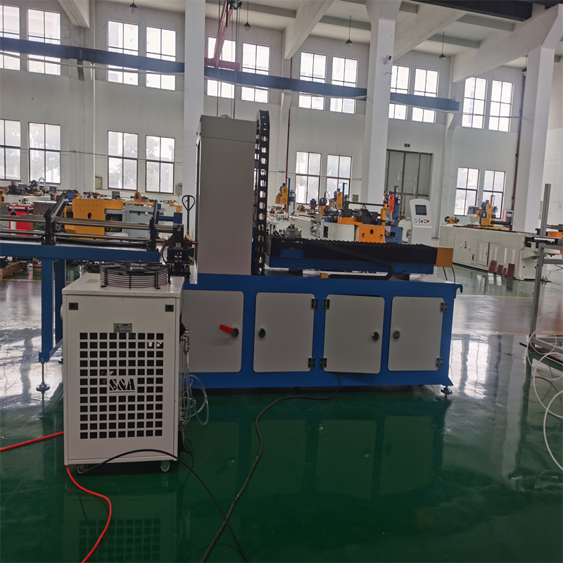 3015 মেটাল টিউব কার্বন শীট ইস্পাত জন্য ফাইবার লেজার কাটিয়া মেশিন