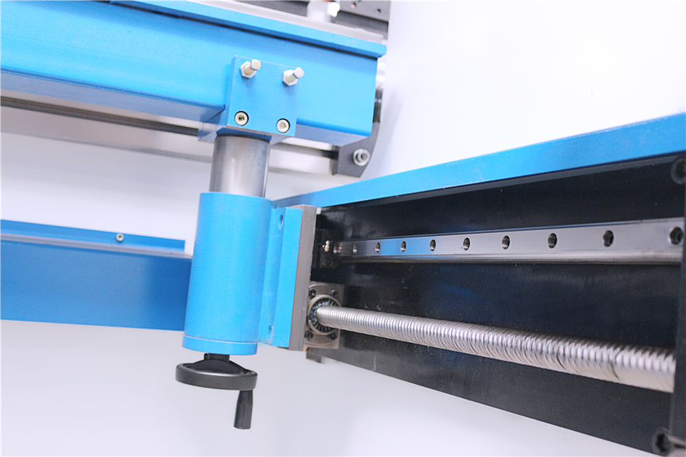 3+1 Axis Cnc Hydraulic Press Brake With Esa System Esa সিস্টেম সহ 3+1 Axis Cnc হাইড্রোলিক প্রেস ব্রেক