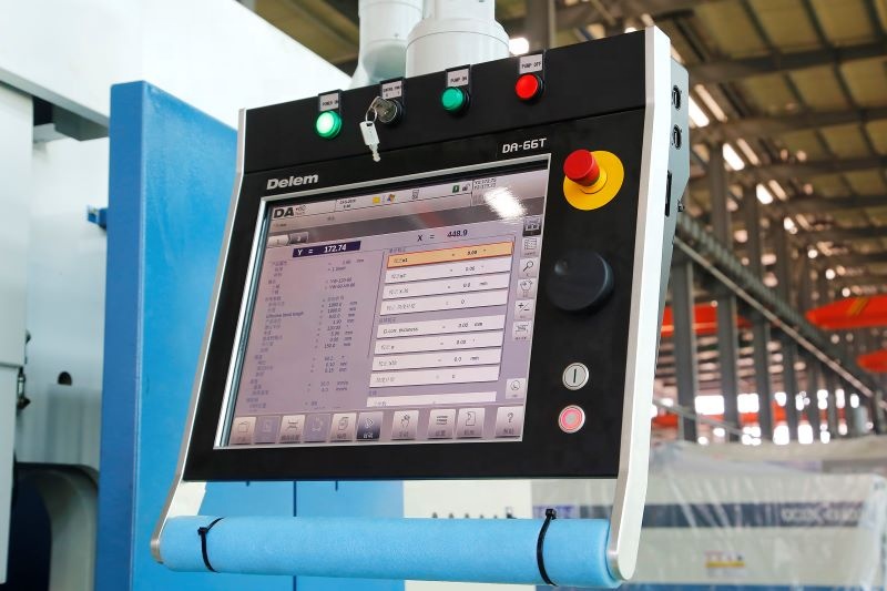 4 Axis Cnc Tandem Press Brake With Delem Da58t 2d Graphical Controller 4 Axis Cnc Tandem প্রেস ব্রেক সঙ্গে Delem Da58t 2d গ্রাফিকাল কন্ট্রোলার