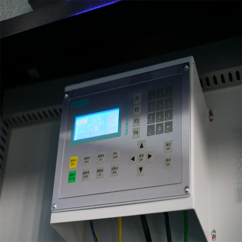 5mm স্টীল মেটাল ফাইবার লেজার কাটিং মেশিন Cnc শীট প্লেটের দাম