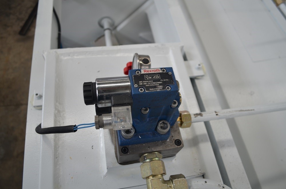 6*3200mm Guillotine Shears Metal Shear Hydraulic Iron Sheet Cutting Shearing Machine 6*3200mm গিলোটিন শিয়ার্স মেটাল শিয়ার হাইড্রোলিক আয়রন শীট কাটিং শিয়ারিং মেশিন