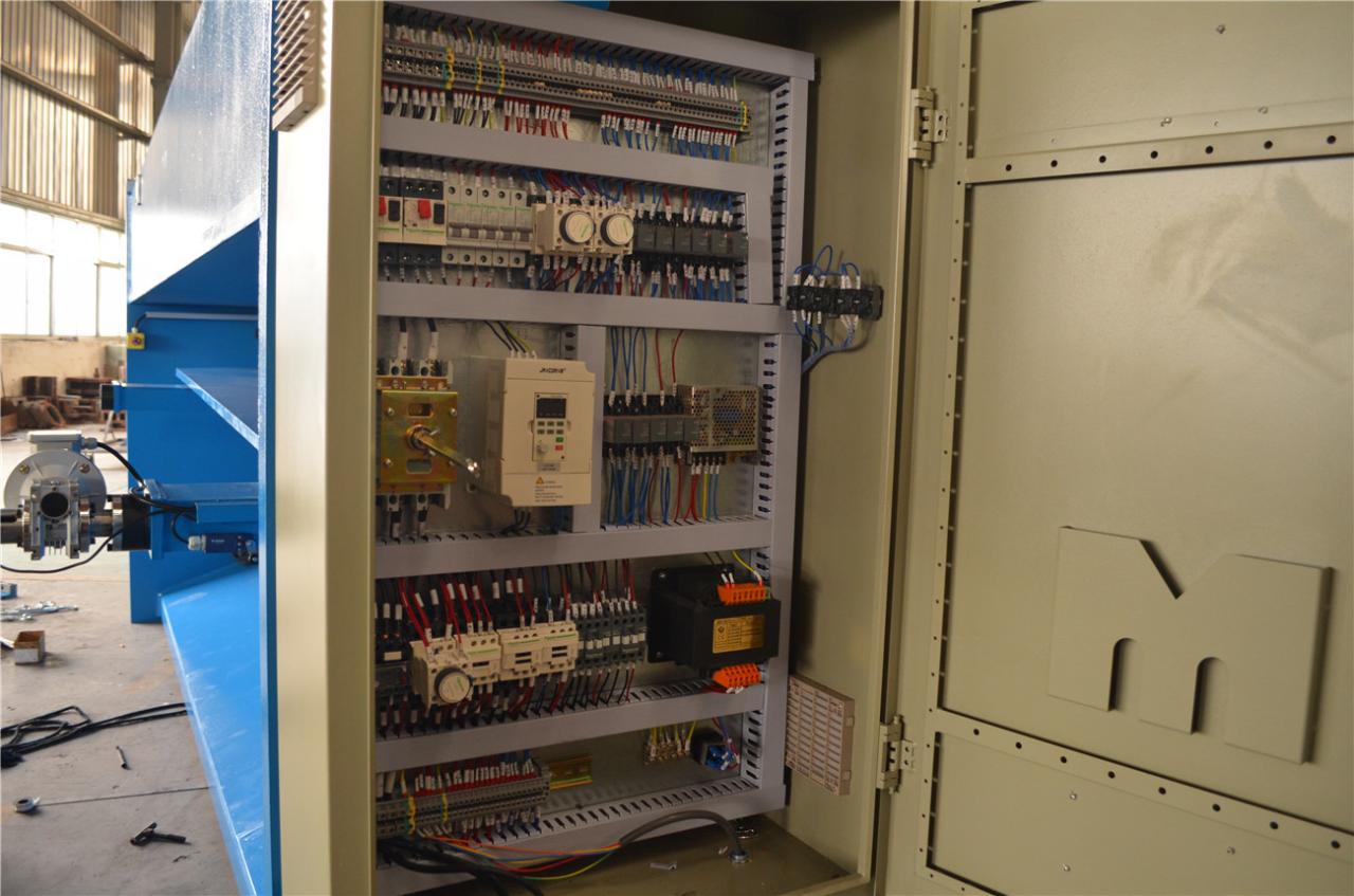 6*3200mm Guillotine Shears Metal Shear Hydraulic Iron Sheet Cutting Shearing Machine 6*3200mm গিলোটিন শিয়ার্স মেটাল শিয়ার হাইড্রোলিক আয়রন শীট কাটিং শিয়ারিং মেশিন