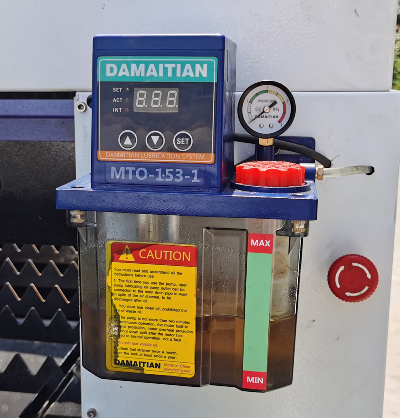 8mm 10mm Carbon Steel Laser Cutter 1530 4020 Cnc Fiber Laser Cutting Machine 8 মিমি 10 মিমি কার্বন স্টিল লেজার কাটার 1530 4020 সিএনসি ফাইবার লেজার কাটার মেশিন