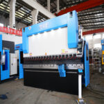 Cnc সার্ভো প্রেস ব্রেক 250t/3.2m 3+1 অক্ষ 3 মিটার শীট মেটাল প্রেস ব্রেক