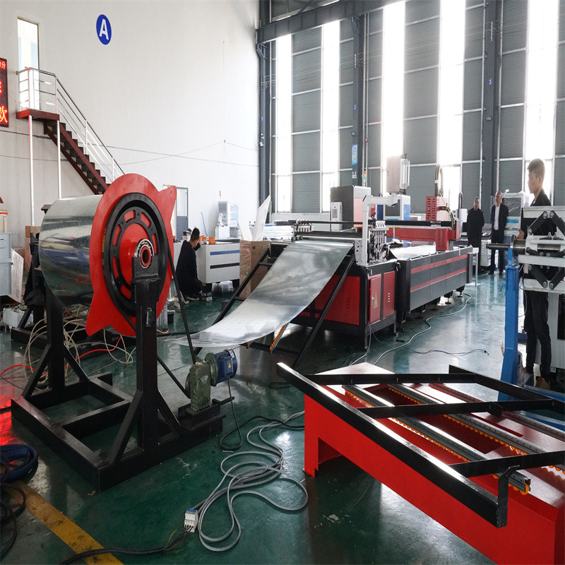 Raycus Cnc 1000w 1500w 2000w টিউব মেটাল ফাইবার লেজার কাটিং মেশিন