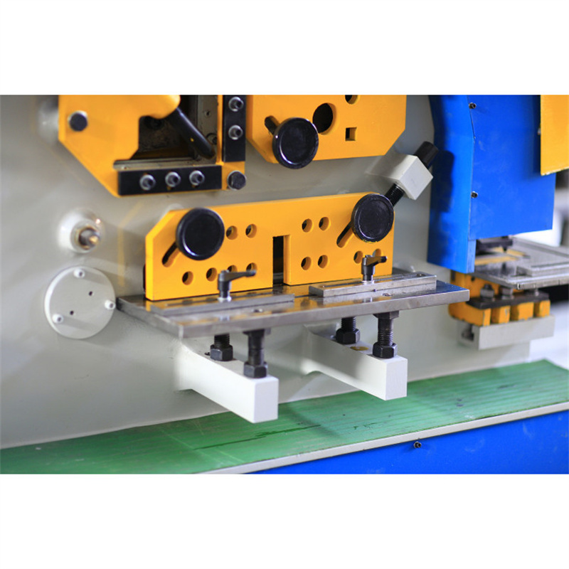 ছোট Cnc Q35y-16 40 টন আয়রনওয়ার্কার হাইড্রোলিক কম্বাইন্ড পাঞ্চিং মেশিন