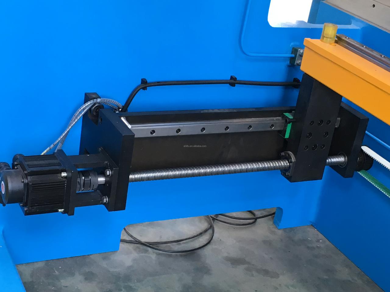 Cnc Servo Press Brake 250t/3.2m 3+1 Axis 3 Meter Sheet Metal Press Brake Cnc সার্ভো প্রেস ব্রেক 250t/3.2m 3+1 অক্ষ 3 মিটার শীট মেটাল প্রেস ব্রেক