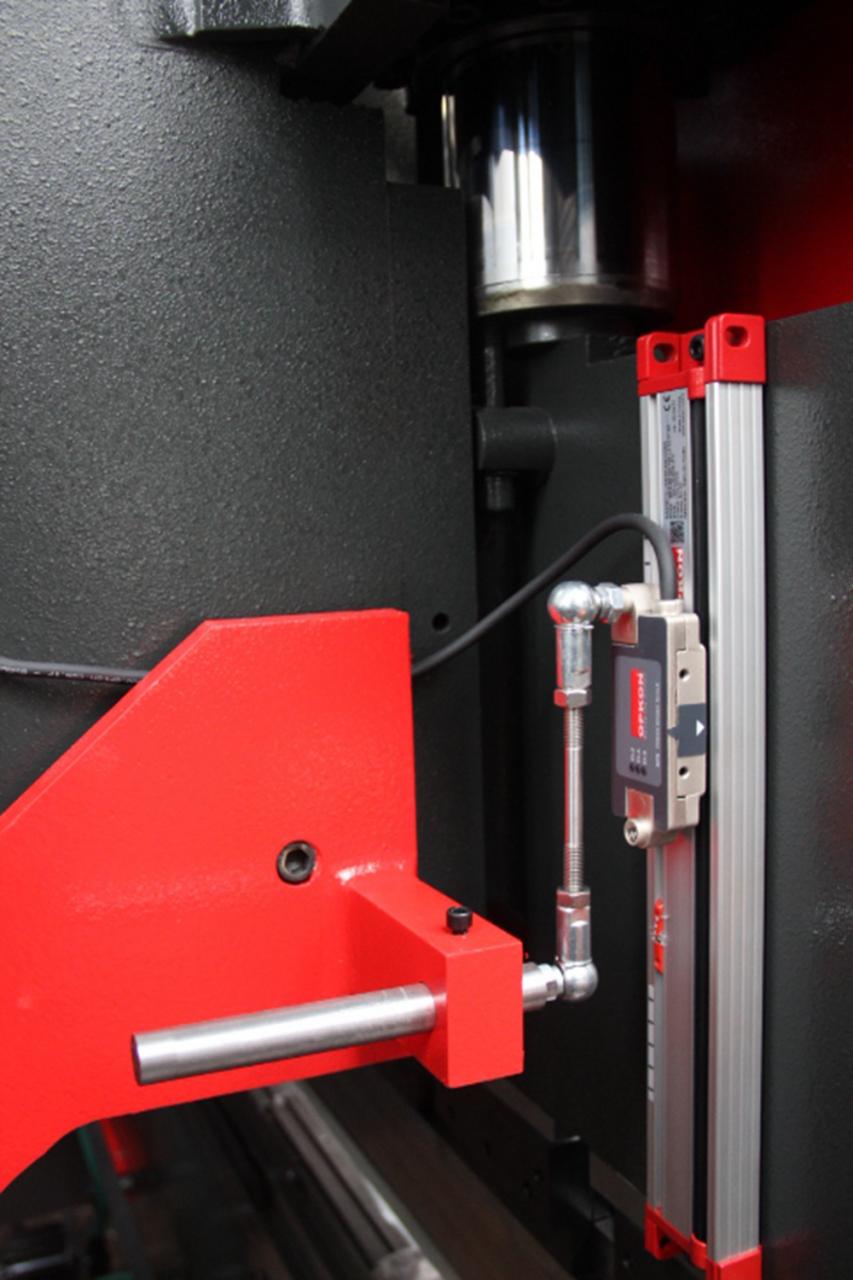 Delem Da66t 125 3+1 4+1 6+1 8+1 Cnc Hydraulic Press Brake For Metal Plate Bending Delem Da66t 125 3+1 4+1 6+1 8+1 Cnc হাইড্রোলিক প্রেস ব্রেক মেটাল প্লেট বাঁকানোর জন্য