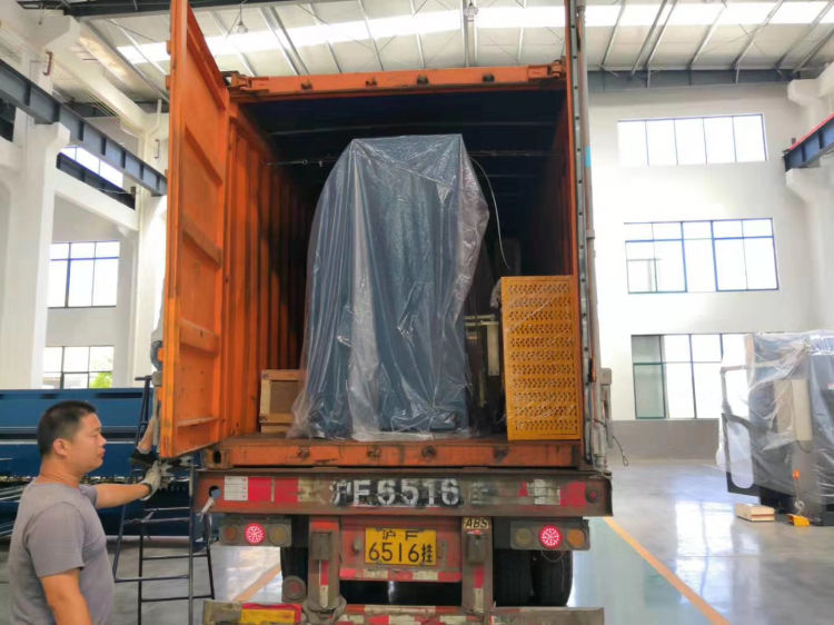 Economic Single Double Worktable Cnc Sheet Metal Fiber Laser Cutting Machine অর্থনৈতিক একক ডাবল ওয়ার্কটেবল সিএনসি শিট মেটাল ফাইবার লেজার কাটার মেশিন