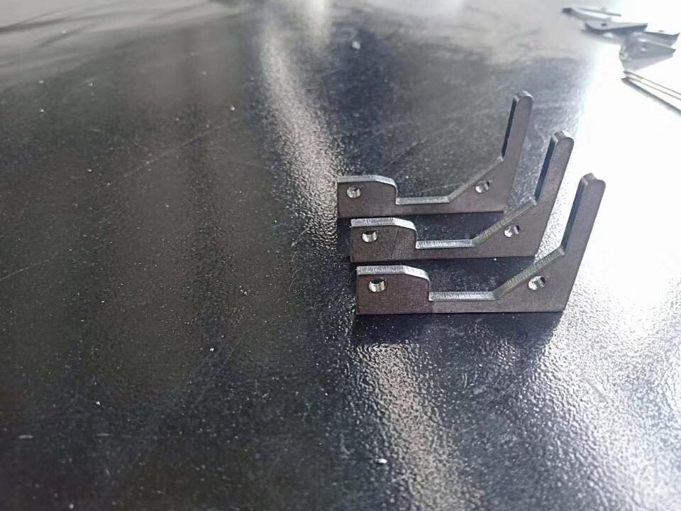 High Power 3015 2000W Metal Sheet Cnc Fiber Laser Cutting Machine উচ্চ ক্ষমতা 3015 2000W মেটাল শীট Cnc ফাইবার লেজার কাটিং মেশিন