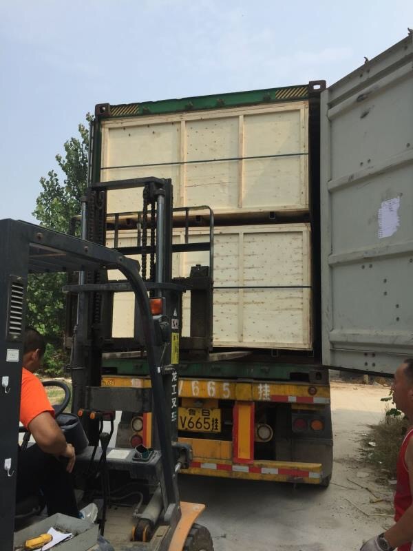 High Quality 1530 Fiber Laser Cutting Machine For Metal 500w 750w 1000w 1500w মেটাল 500w 750w 1000w 1500w এর জন্য উচ্চ মানের 1530 ফাইবার লেজার কাটিং মেশিন