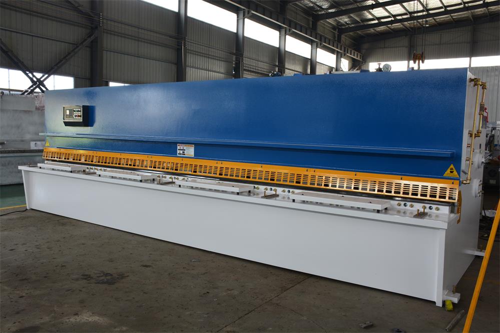 Hydraulic Pendulum Shearing Machine Cnc Automatic Guillotine Shearing Machine হাইড্রোলিক পেন্ডুলাম শিয়ারিং মেশিন সিএনসি স্বয়ংক্রিয় গিলোটিন শিয়ারিং মেশিন