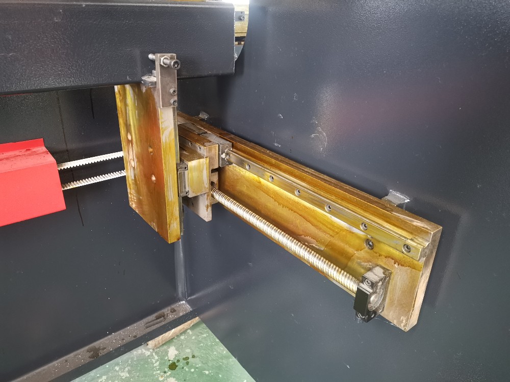 Hydraulic Stainless Steel Wc67y/k-300/6000 Mould Crowning Press Brake হাইড্রোলিক স্টেইনলেস স্টিল Wc67y/k-300/6000 মোল্ড ক্রাউনিং প্রেস ব্রেক