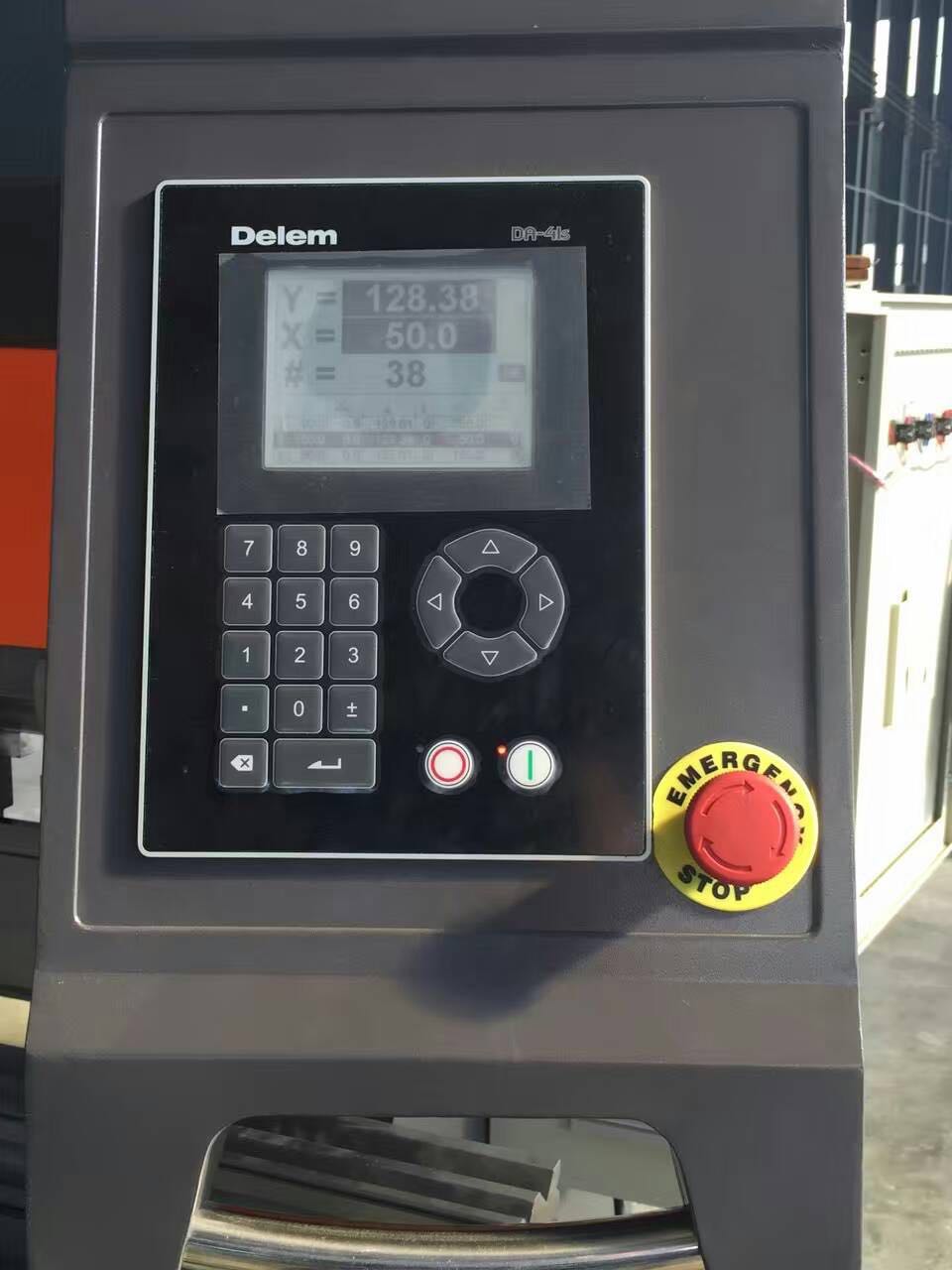 Hydraulic Stainless Steel Wc67y/k-300/6000 Mould Crowning Press Brake হাইড্রোলিক স্টেইনলেস স্টিল Wc67y/k-300/6000 মোল্ড ক্রাউনিং প্রেস ব্রেক