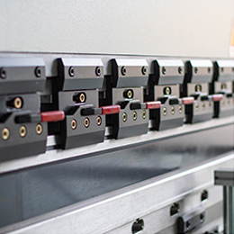 Metal Plate Press Brake Machine / CNC Hydraulic Press Brake Machine মেটাল প্লেট প্রেস ব্রেক মেশিন / CNC হাইড্রোলিক প্রেস ব্রেক মেশিন