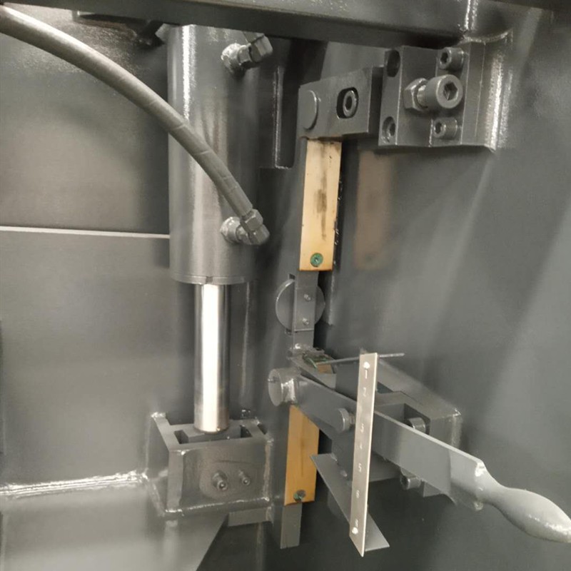 Qc12k-4x2500 Cnc Hydraulic Customized Shearing Machine Cutting Machine Qc12k-4x2500 Cnc হাইড্রোলিক কাস্টমাইজড শিয়ারিং মেশিন কাটার মেশিন