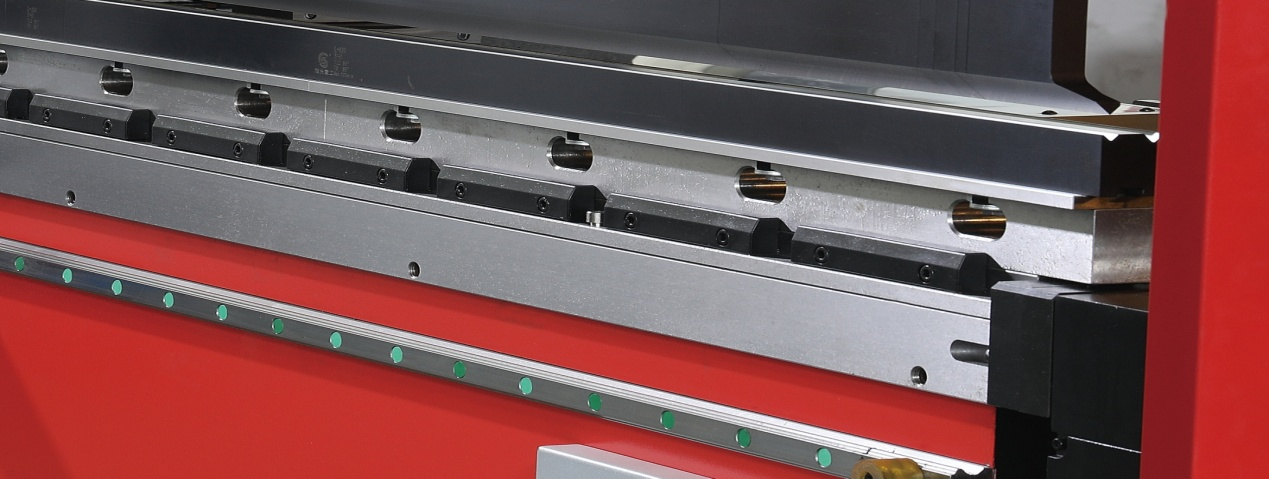 Steel Sheet Aluminum Bending Hydraulic Press Brake Machine ইস্পাত শীট অ্যালুমিনিয়াম নমন হাইড্রোলিক প্রেস ব্রেক মেশিন