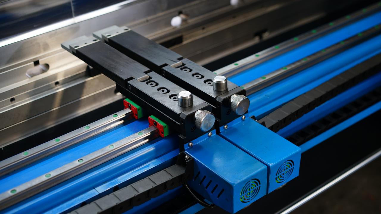 Wc67k-400T Cnc Plc ম্যানুয়াল শীট বেন্ডিং মেশিন হাইড্রোলিক Nc প্রেস ব্রেক মেশিন