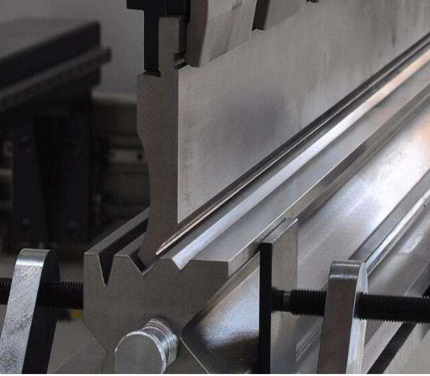 Wc67yk 80 100 160 200 টন 3200mm E21 Nc শিট মেটাল অয়েল হাইড্রোলিক প্রেস ব্রেক মূল্য